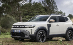 2024 Dacia Duster 是一款廉价但时尚的越野 SUV