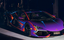 一次性 Lamborghini Revuelto Opera Unica 耗时 435 小时绘制