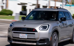 2024 Mini Countryman 价格和规格：更大的新车型带来更多功能