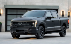 福特削减 F-150 Lightning EV 产量 表示满足客户需求