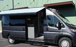 2023 Ram Promaster Camper 拥有独特的床设计和巧妙的布局