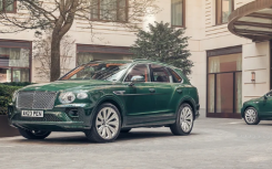 半岛酒店委托 Mulliner Bentley Bentayga SUV 作为定制酒店出租车