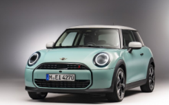 2025 Mini Cooper S 硬顶配备更强大的 201 马力发动机 基本价格 33,195 美元