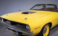 一次性 1970 敞篷车 Hemi Cuda 在 1 月份以 200 万美元的价格售出后再次上市