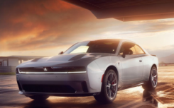 2024 年道奇 Charger Daytona 是一款电动肌肉车 功率高达 670 马力