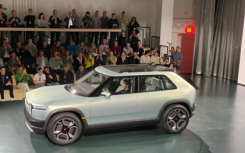  Rivian R3 和 R3X 作为电动热舱口首次亮相