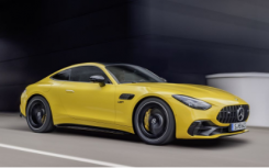 2025 Mercedes-AMG GT43 配备 416 马力涡轮增压四缸发动机 为后轮提供动力