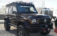 Bill Rader 的 G-Wagon 是 Mint 400 比赛中最豪华的 4x4