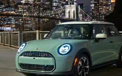 2025 MINI Cooper S 在纽约进行北美首秀