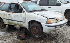 垃圾场宝石：1997 Geo Metro LSi