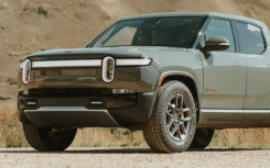 Rivian 向部分 BMW Jeep 和 Toyota 车主提供高达 5,000 美元的折扣