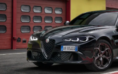 2024 阿尔法罗密欧 Giulia 和 Stelvio Quadrifoglio Super Sports 评测