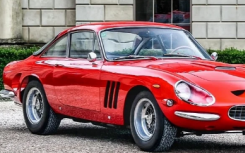 Fantuzzi 打造的法拉利 250 GT Lusso 是意大利顶级车身制造的典范