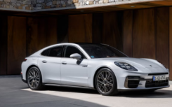 2025 款保时捷 Panamera Turbo S E-Hybrid 现配备 771 马力和更大电池